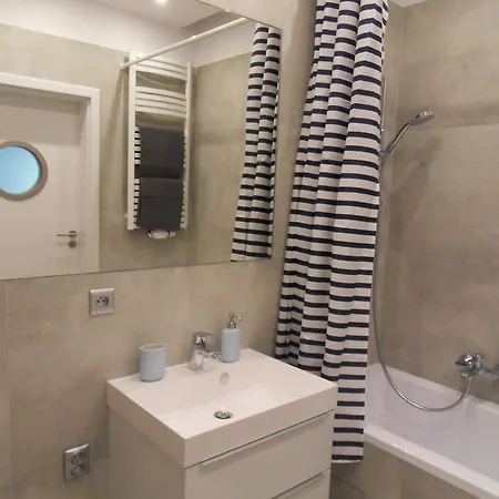 Forest And Sea Apartment Nadmorski Dwor